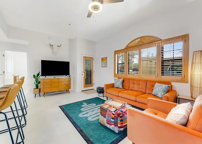 Sonoran At St Phillips Apartment *